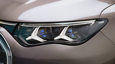 Mercedes VLE - front light