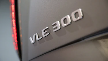 Mercedes VLE - VLE 300 badge