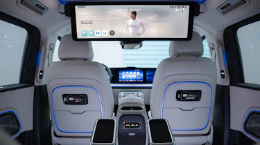 Mercedes VLE - screen