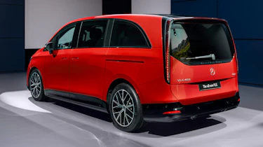 Mercedes VLE - red rear