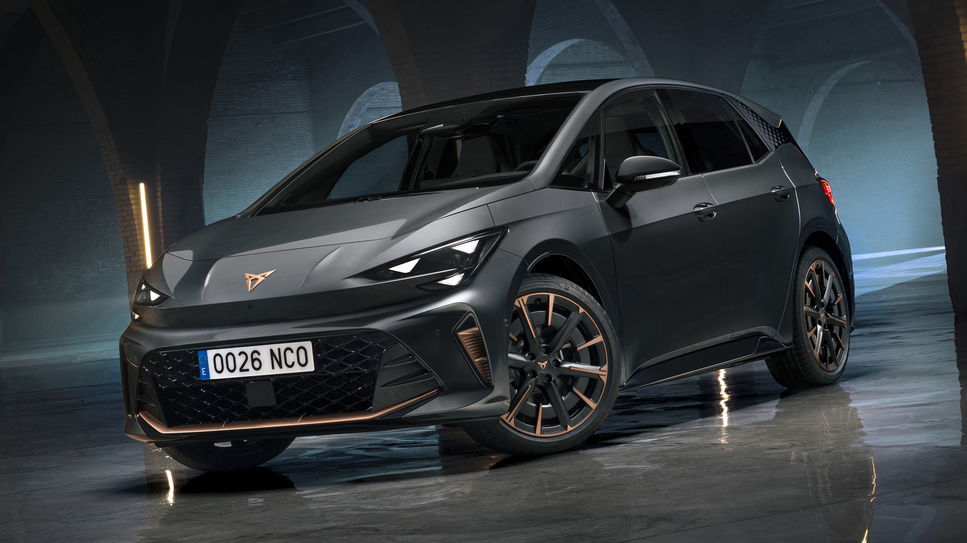 New Cupra Born VZ facelift - front static 