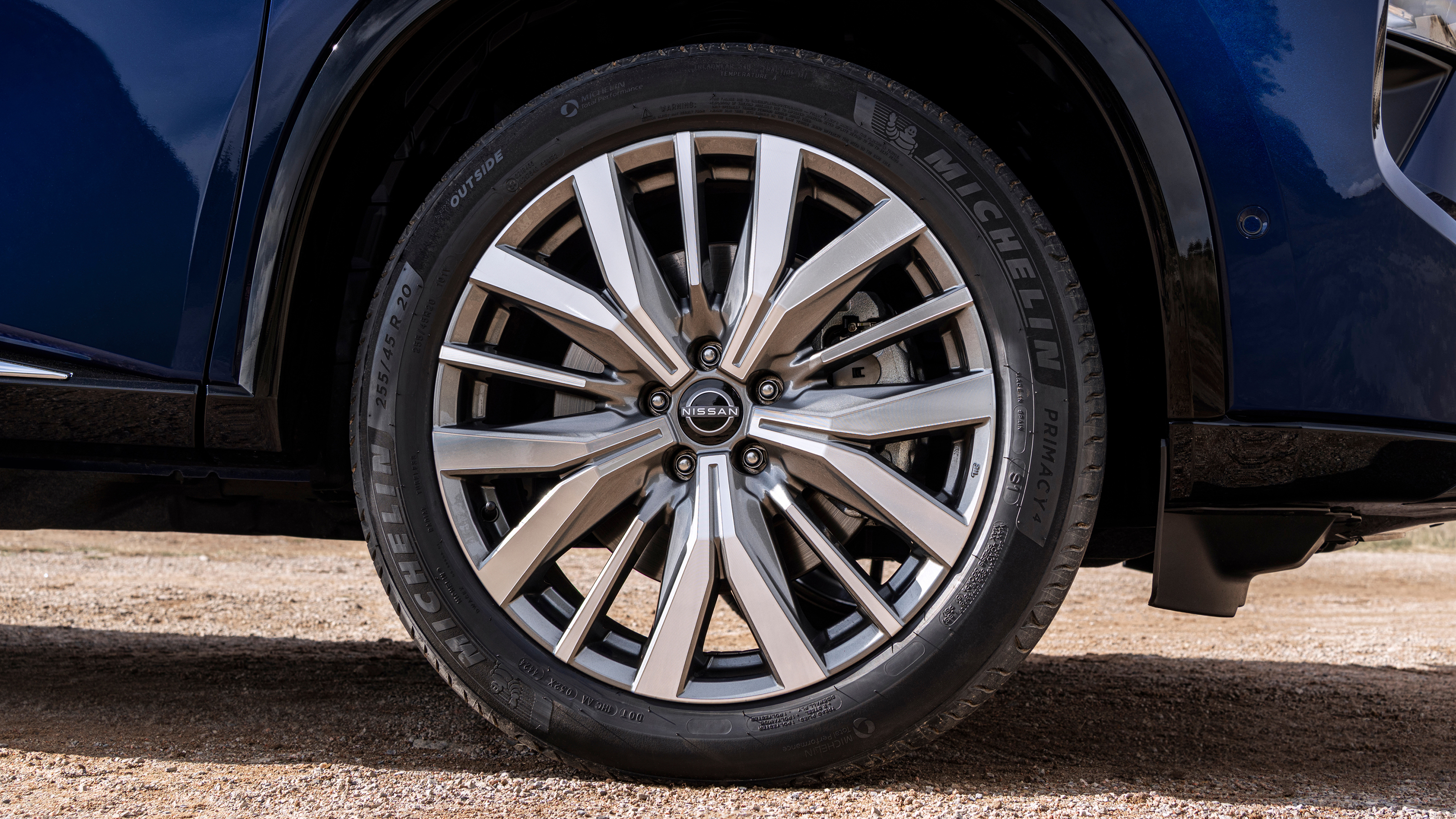 New Nissan X-Trail N-Trek - blue with alloys