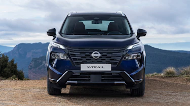 New Nissan X-Trail N-Trek - blue front end