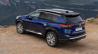New Nissan X-Trail N-Trek - blue rear 3/4