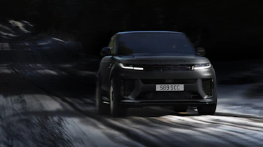 Range Rover Sport SV Ultimate black