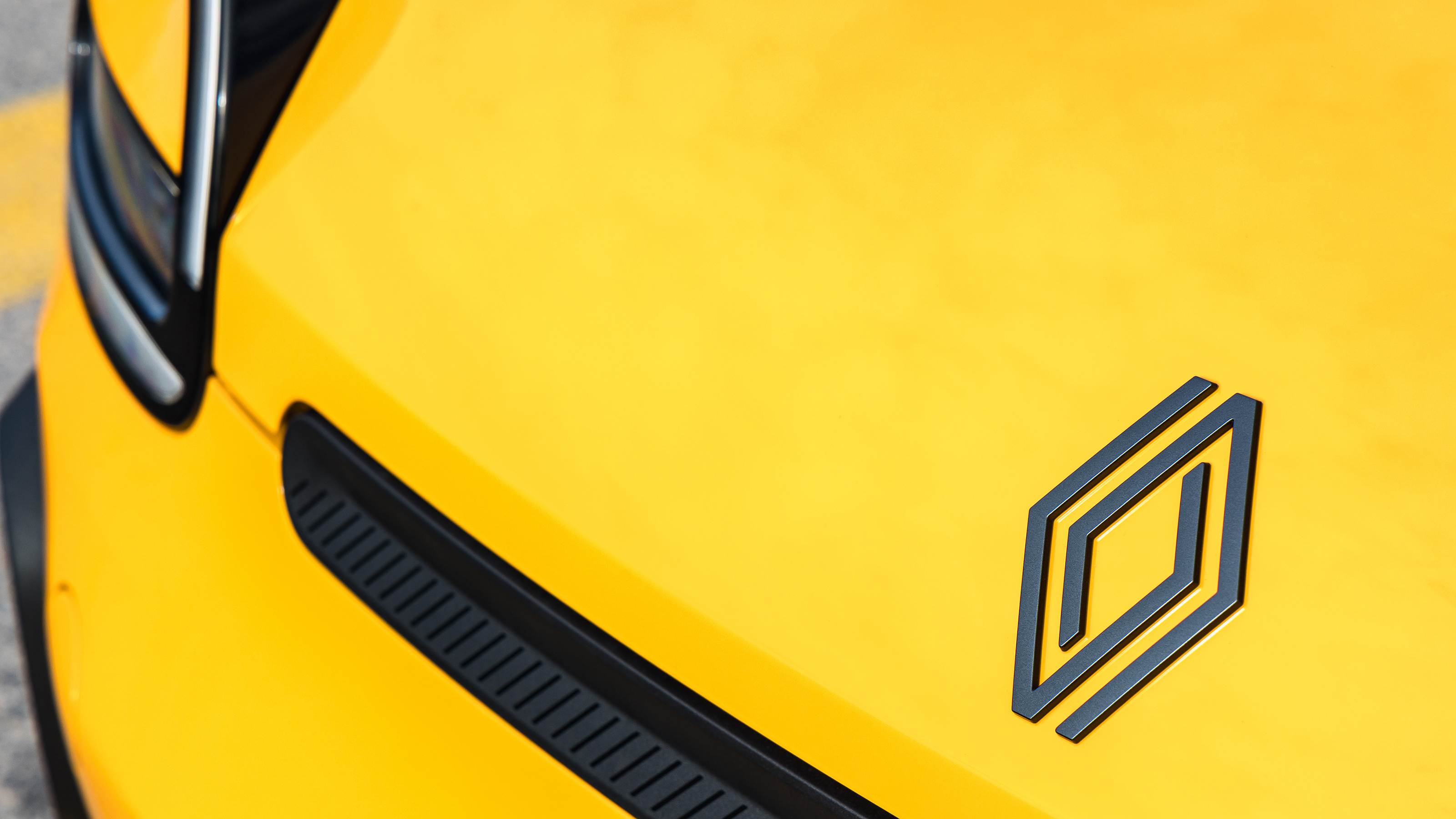 Renault Twingo - Renault badge