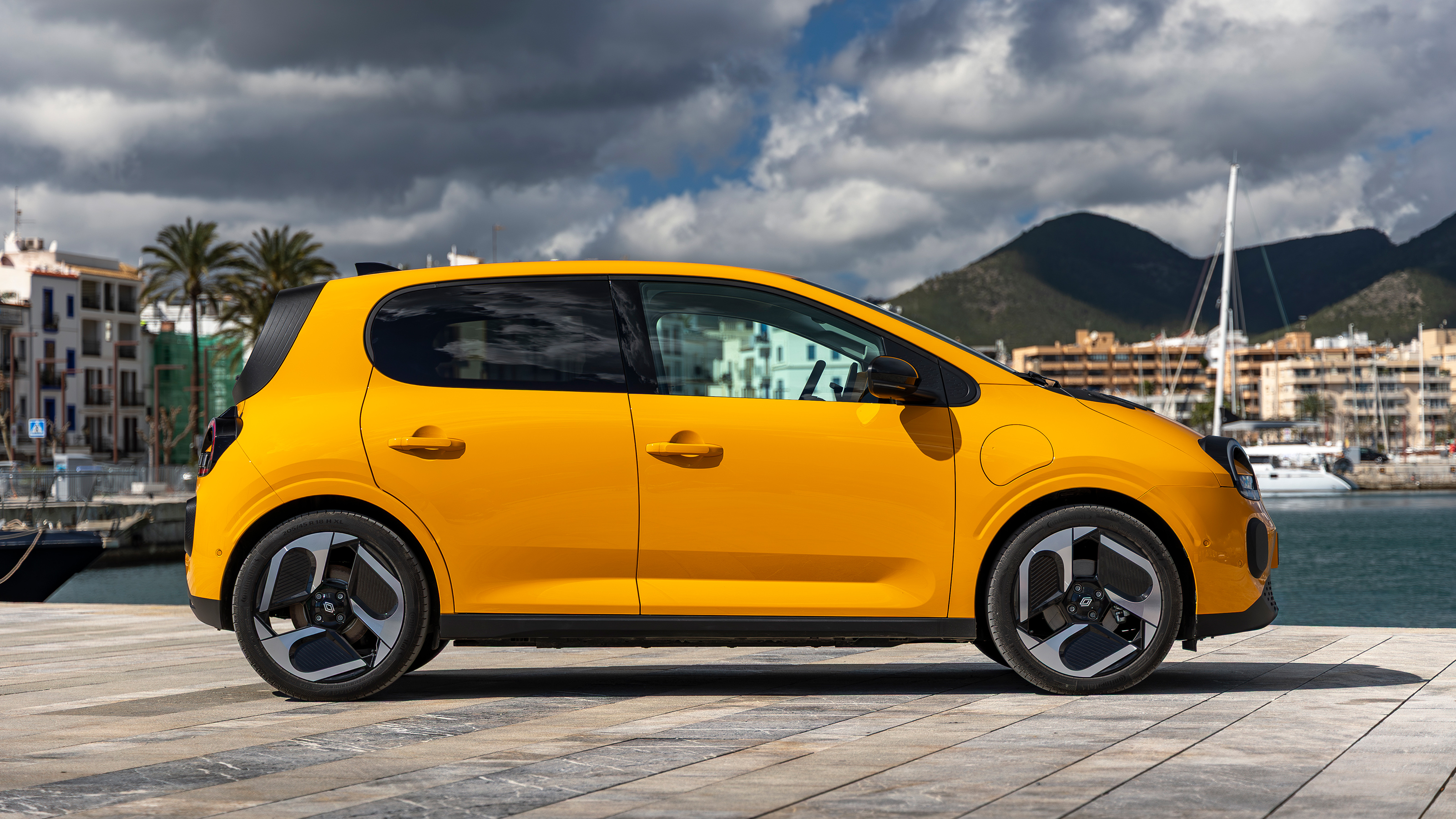 Renault Twingo - side static