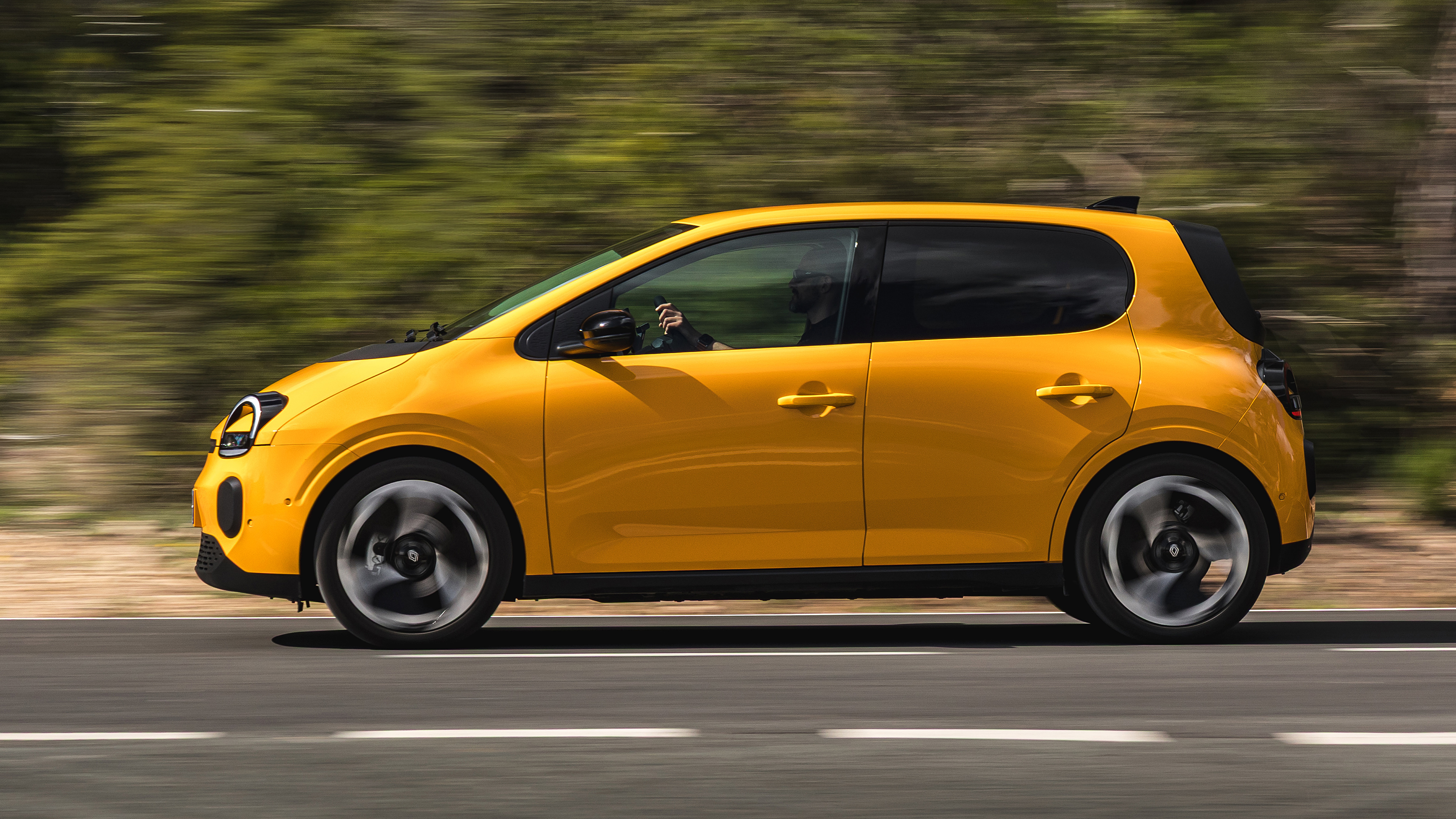 Renault Twingo - side