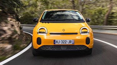 Renault Twingo - full front