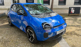 Renault Twingo van concept - front 3/4