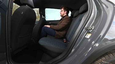 SEAT Arona - rear seats