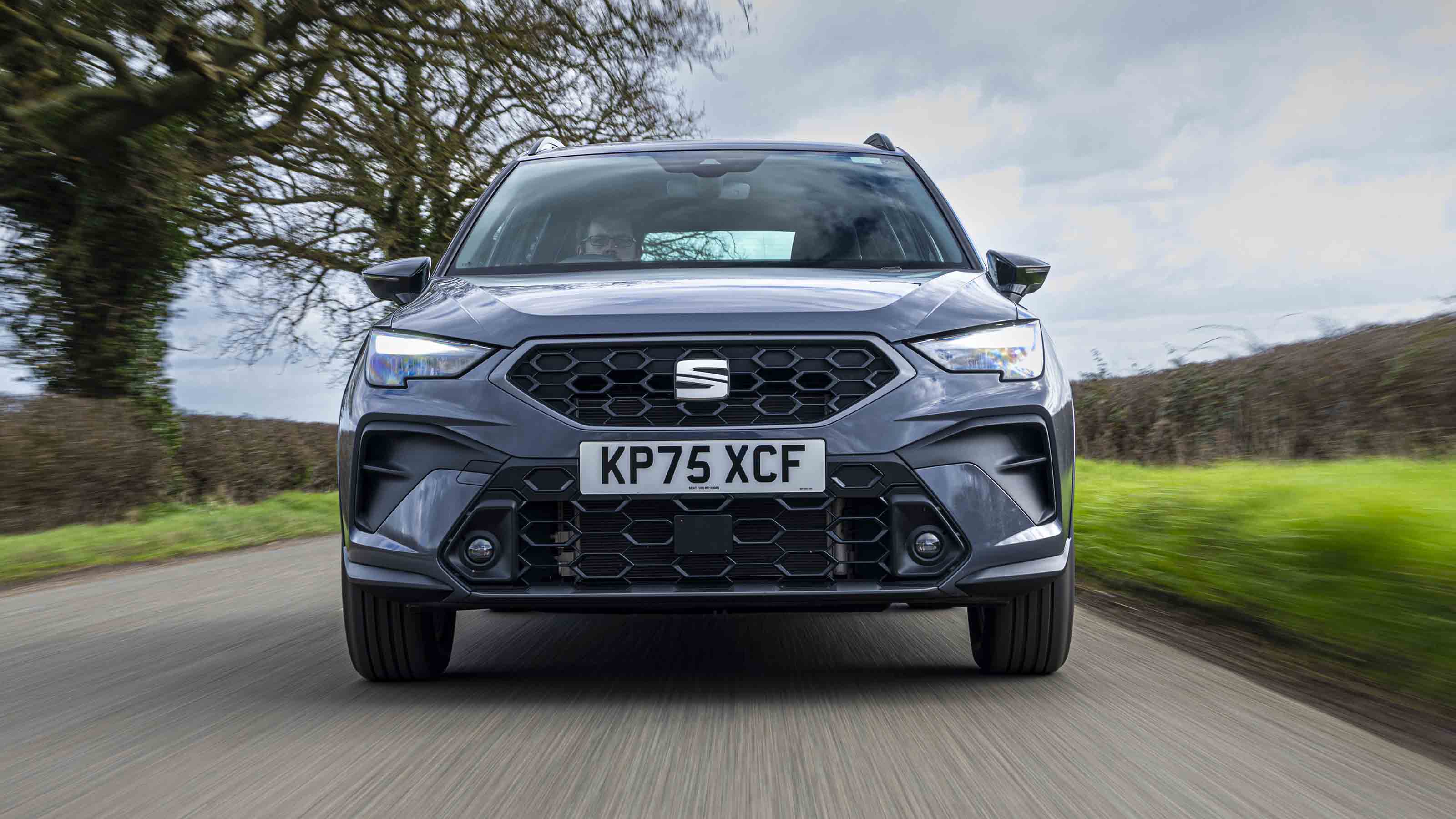 SEAT Arona - full width front