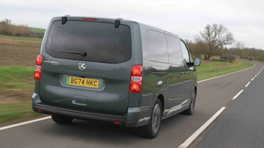 Vauxhall Vivaro Life - rear tracking