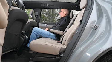 Volvo EX90 - rear seats