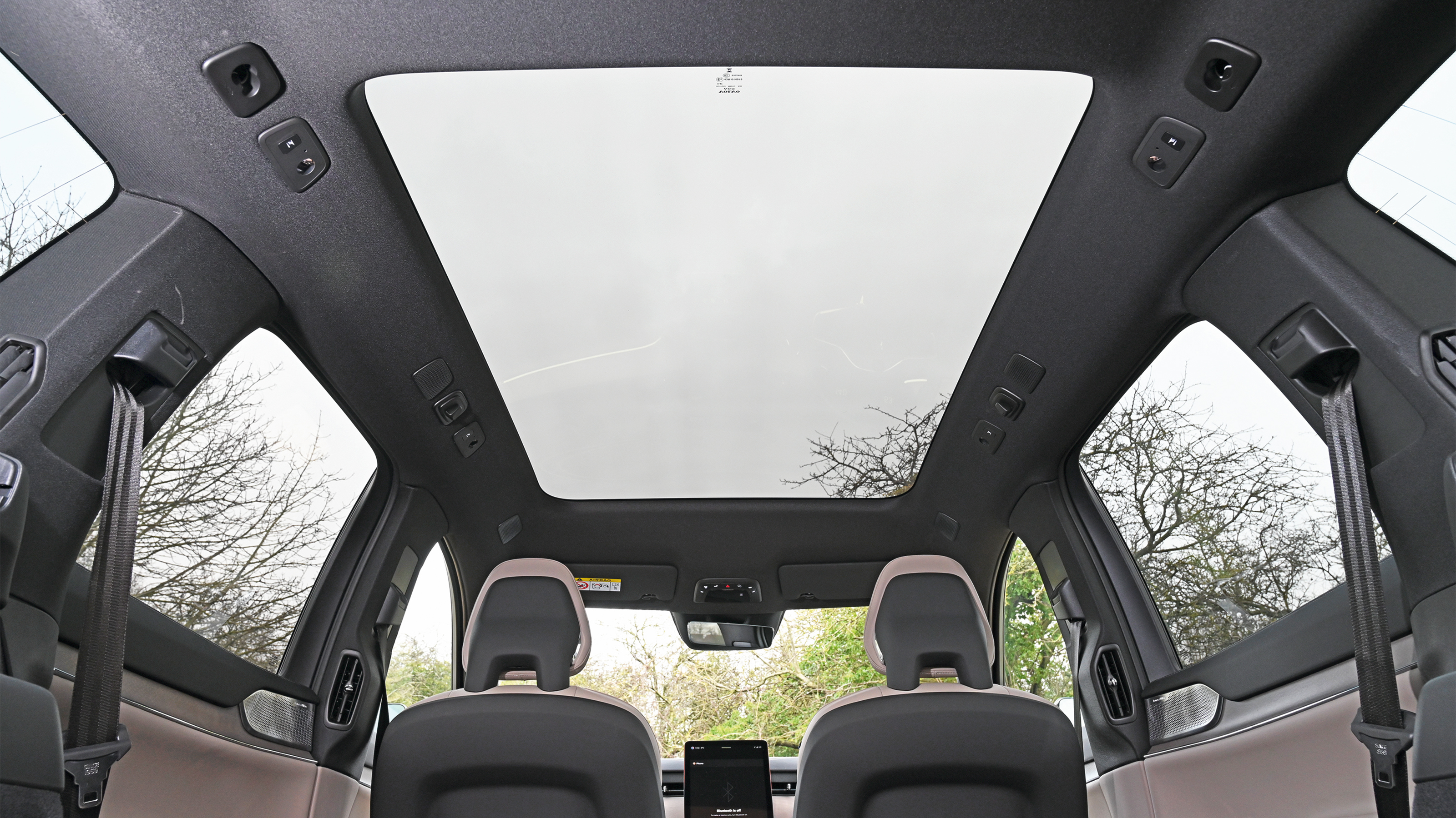 Volvo EX90 - sunroog