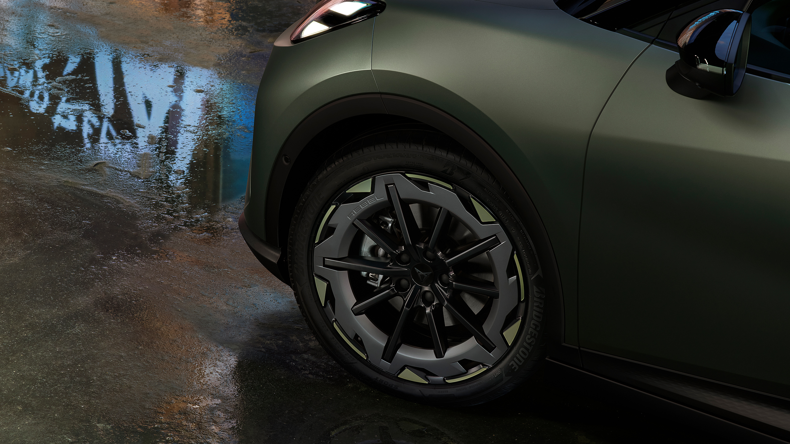 Cupra Raval Manganese