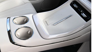 Aion V - centre console