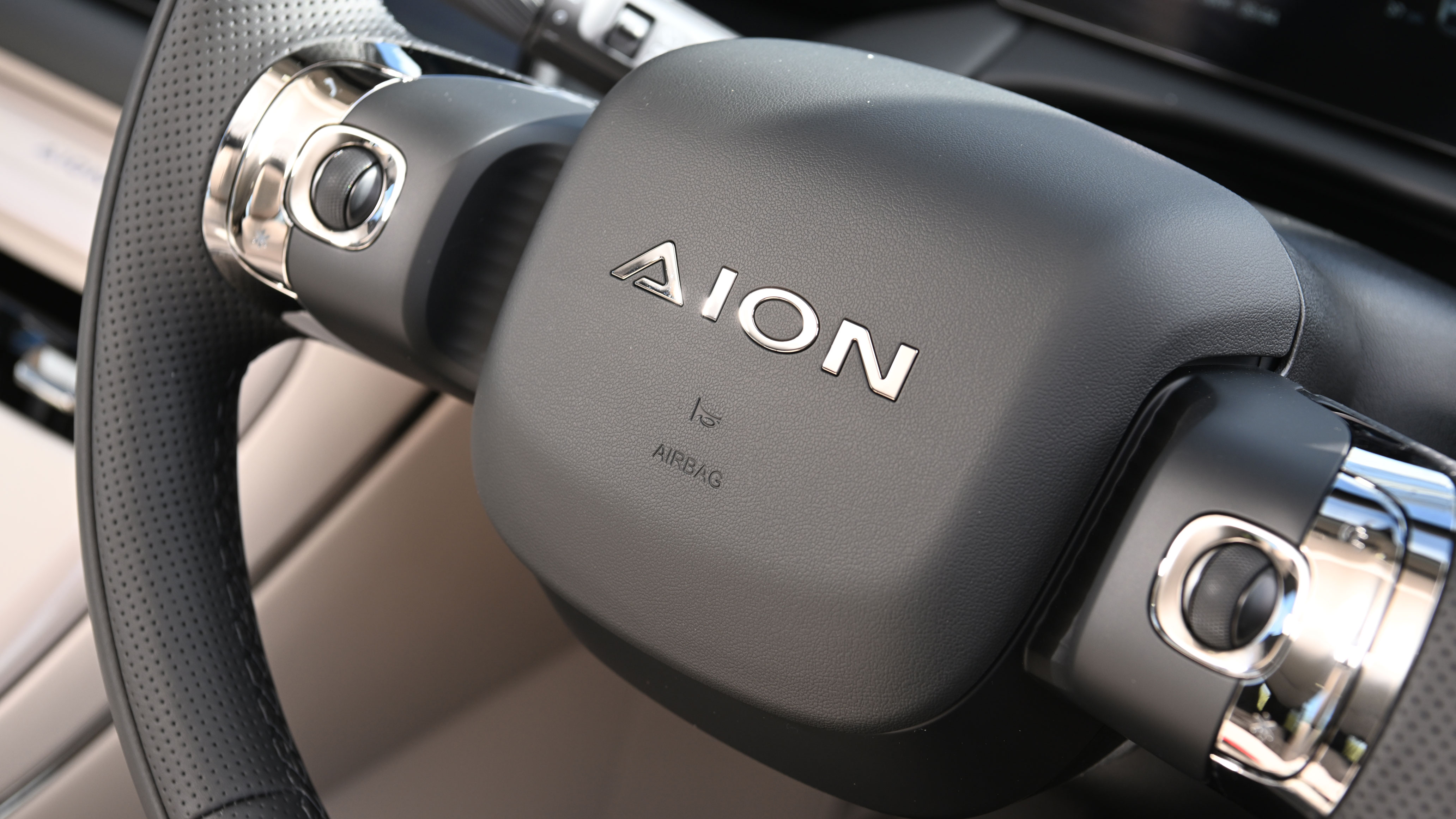 Aion V - steering wheel