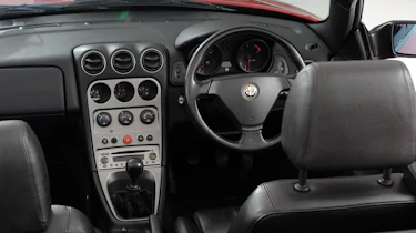 Alfa Romeo Spider - dashboard