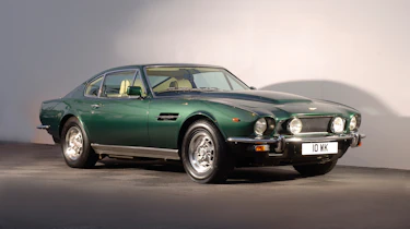 Aston Martin V8
