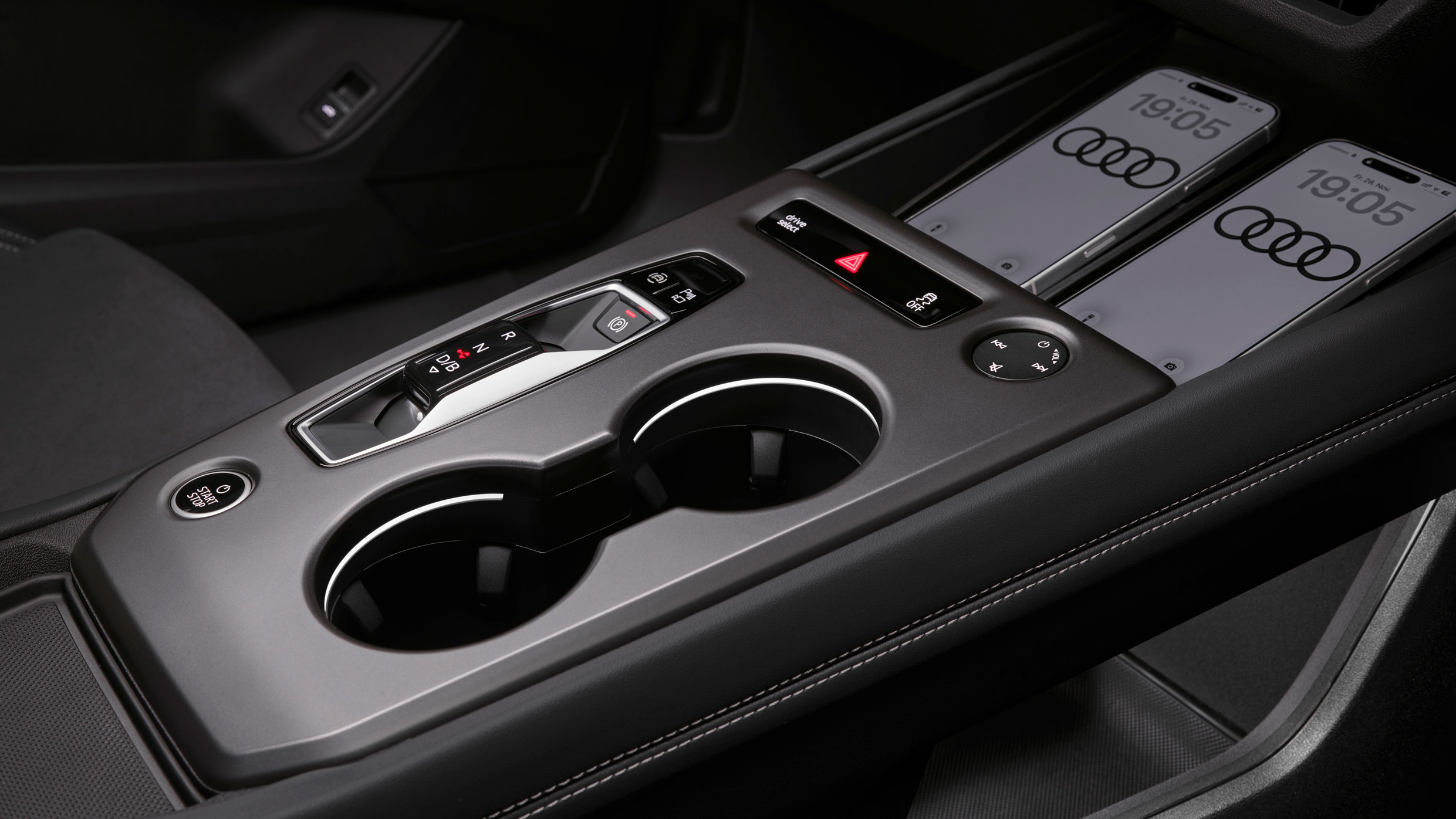 Audi Q4 e-tron facelift - cup holders
