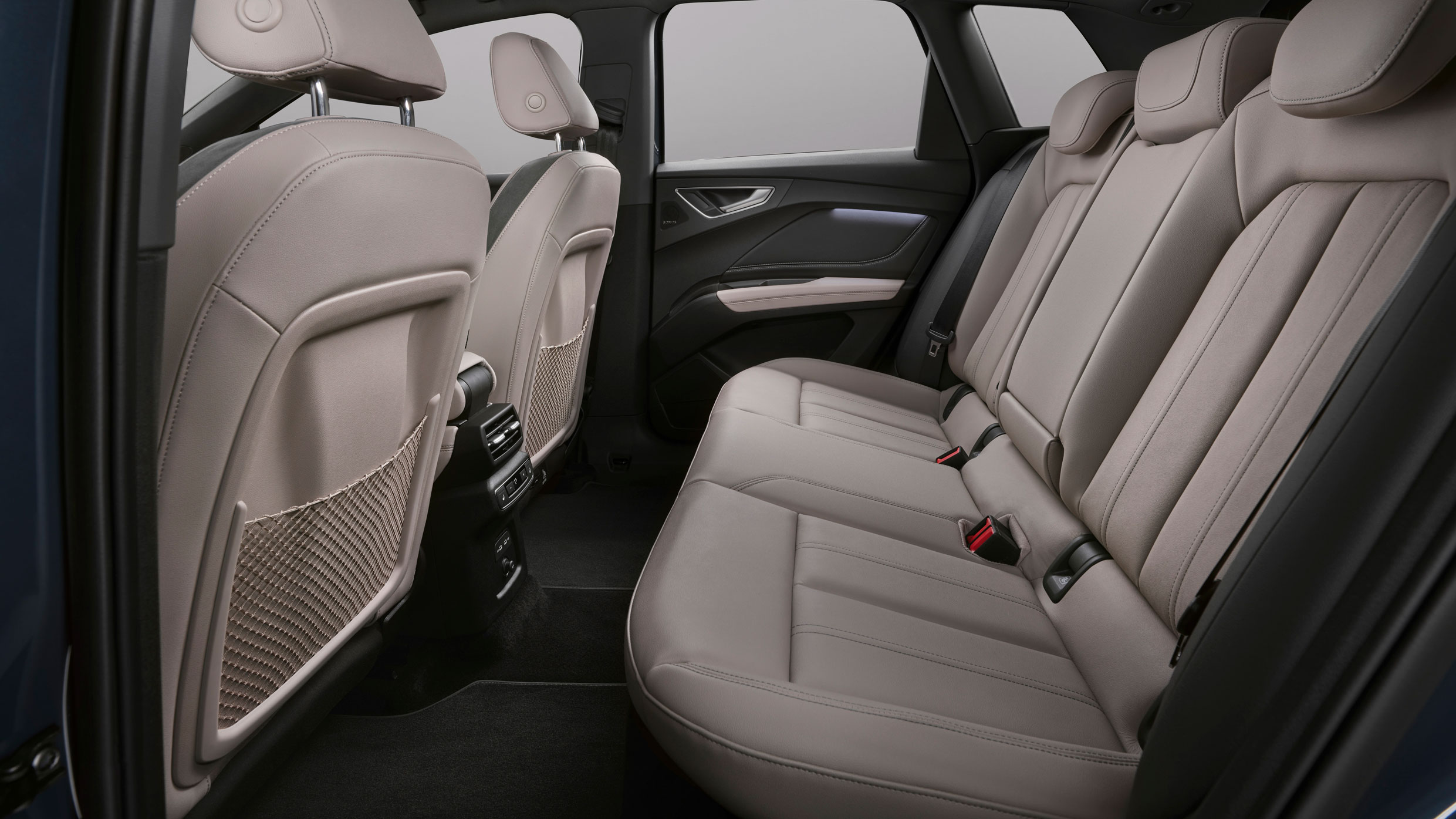 Audi Q4 e-tron facelift - rear seats