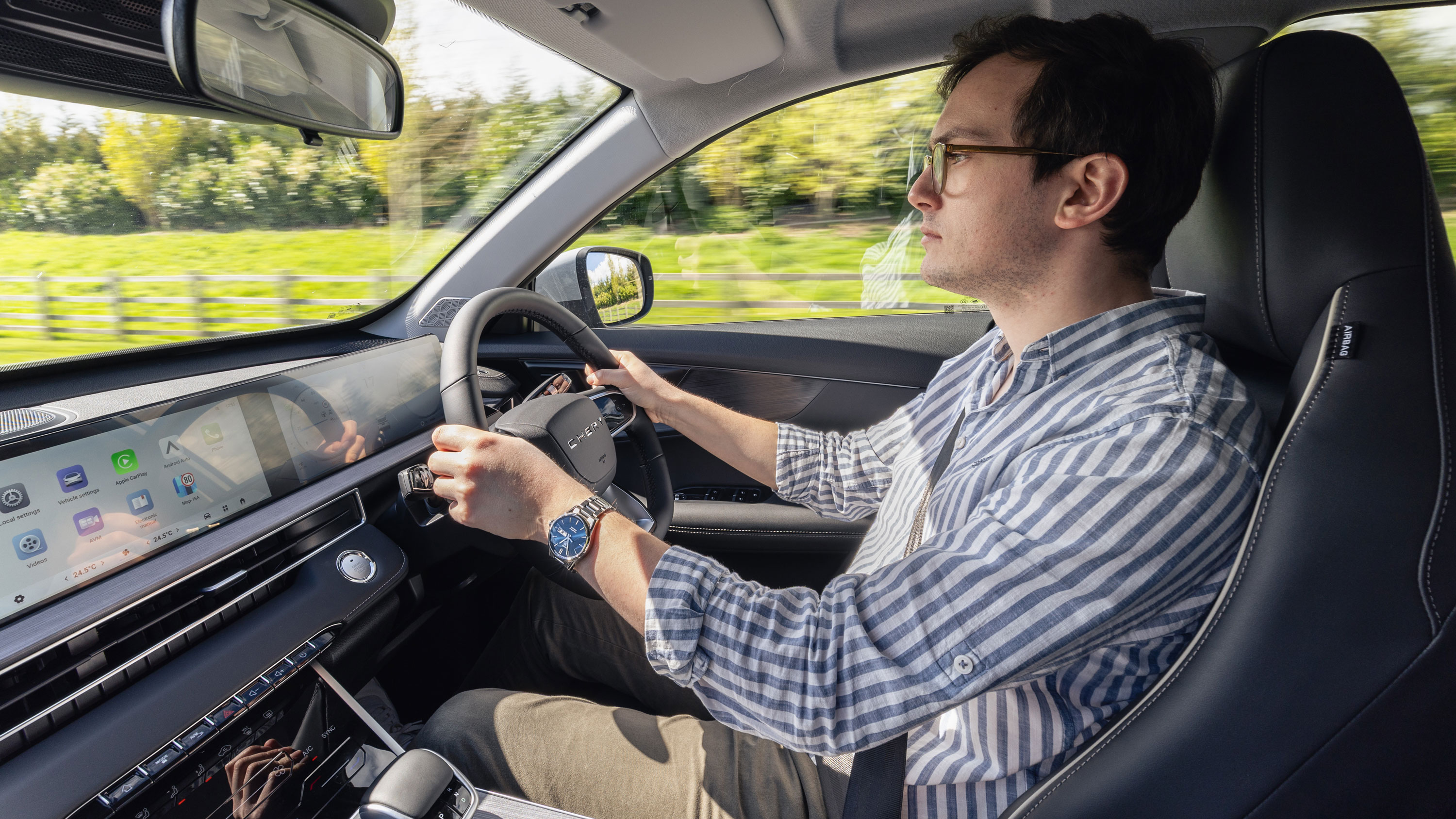 Tom Jervis driving the Chery Tiggo 4