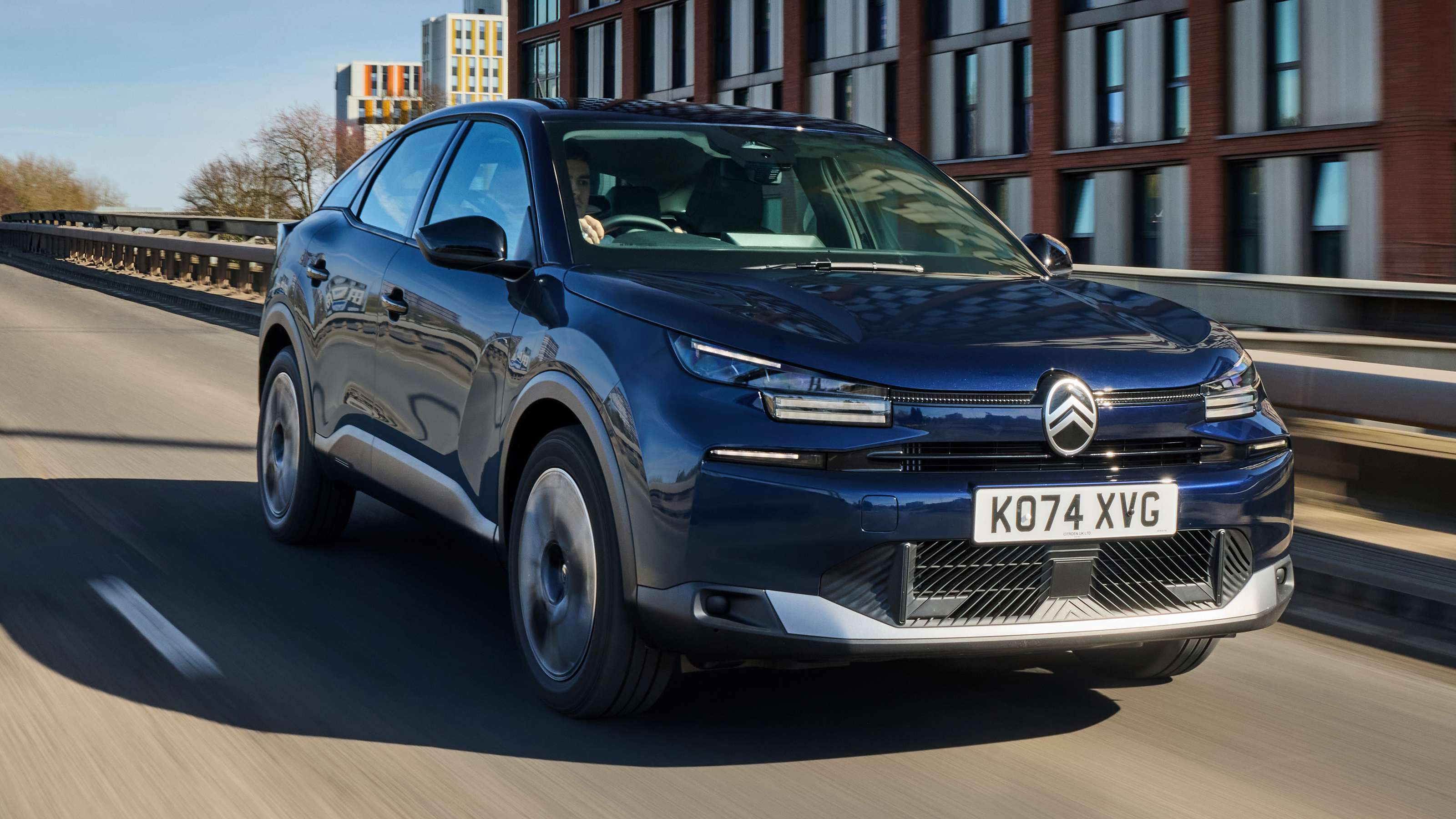 Citroen C4 UK - front angled
