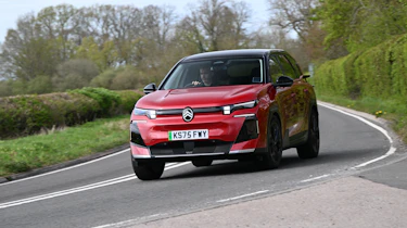Citroen e-C5 Aircross - front cornering