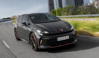 Cupra Born facelift - front tracking
