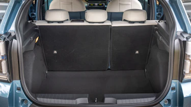 Fiat Grande Panda Hybrid UK - boot