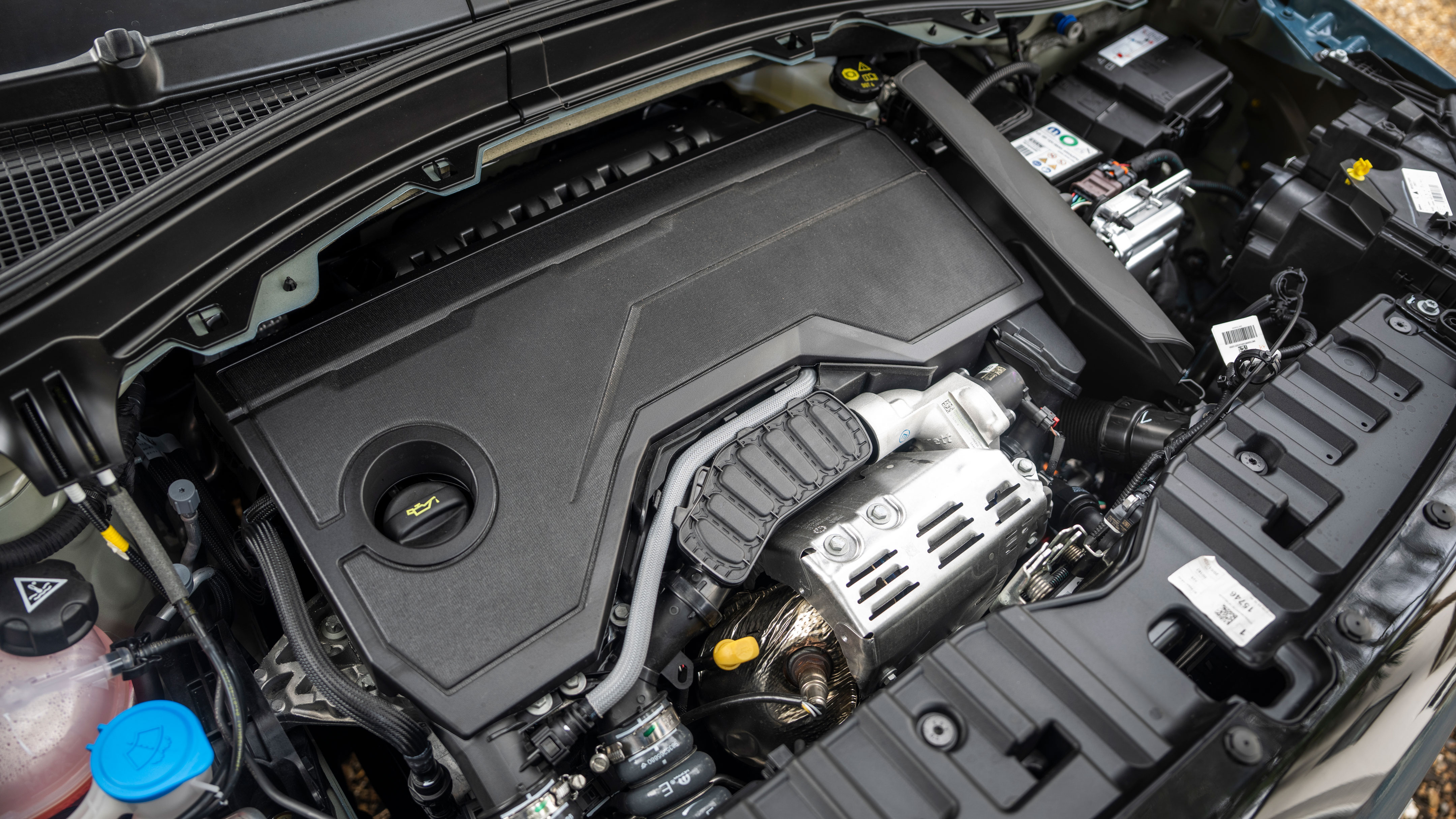 Fiat Grande Panda Hybrid UK - engine