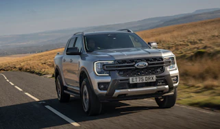 New Ford Ranger 2-seater special - front tracking