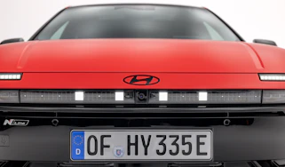 Hyundai Ioniq 3 - front light