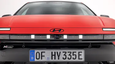Hyundai Ioniq 3 - front light