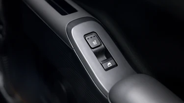 Hyundai Ioniq 3 - window controls
