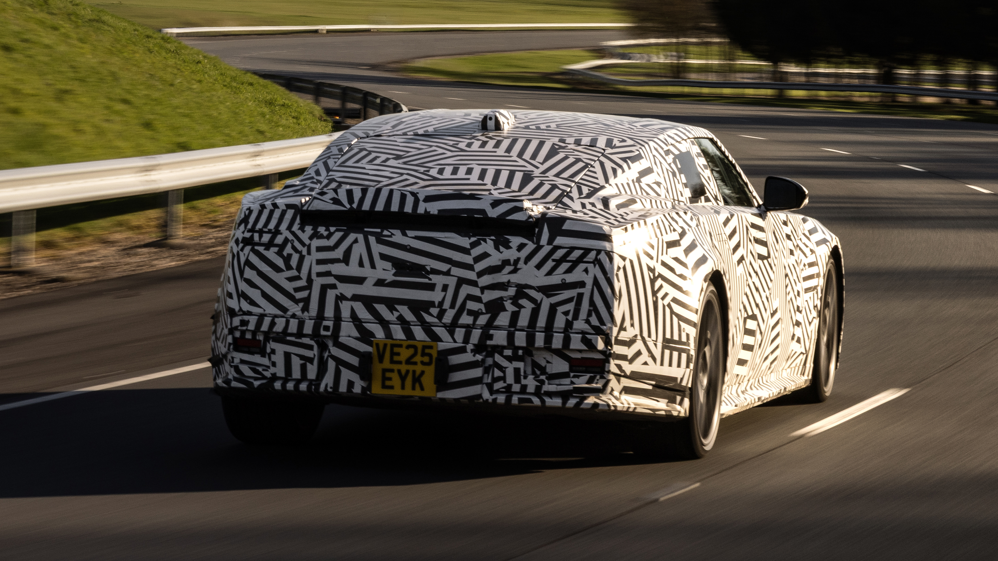 Jaguar cars which helped build the GT - Jaguar GT rear tracking 