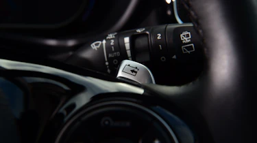 Kia Soul EV Mk3 - regenerative braking padel