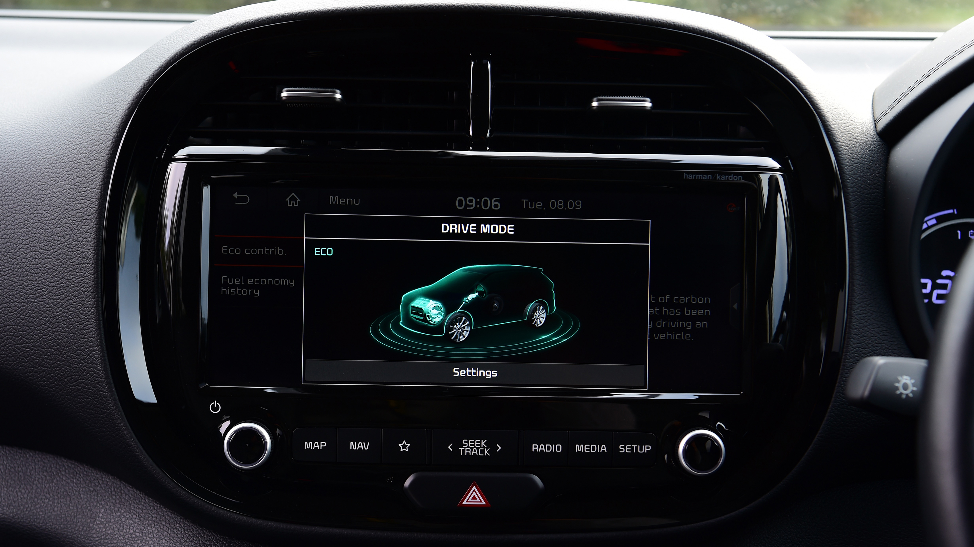 Kia Soul EV Mk3 - infotainment screen 