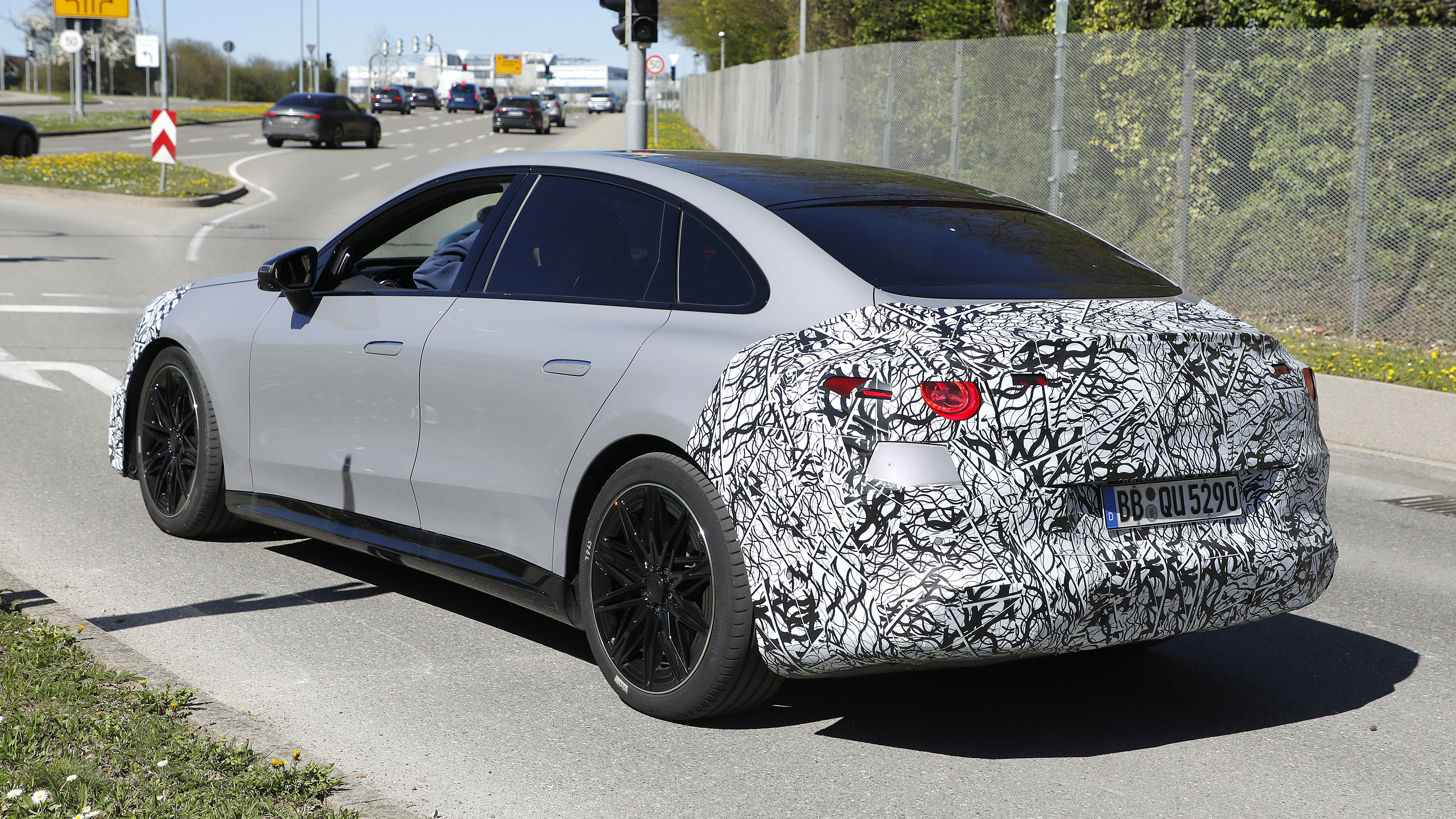Mercedes C-Class Electric - grey rear 3/4