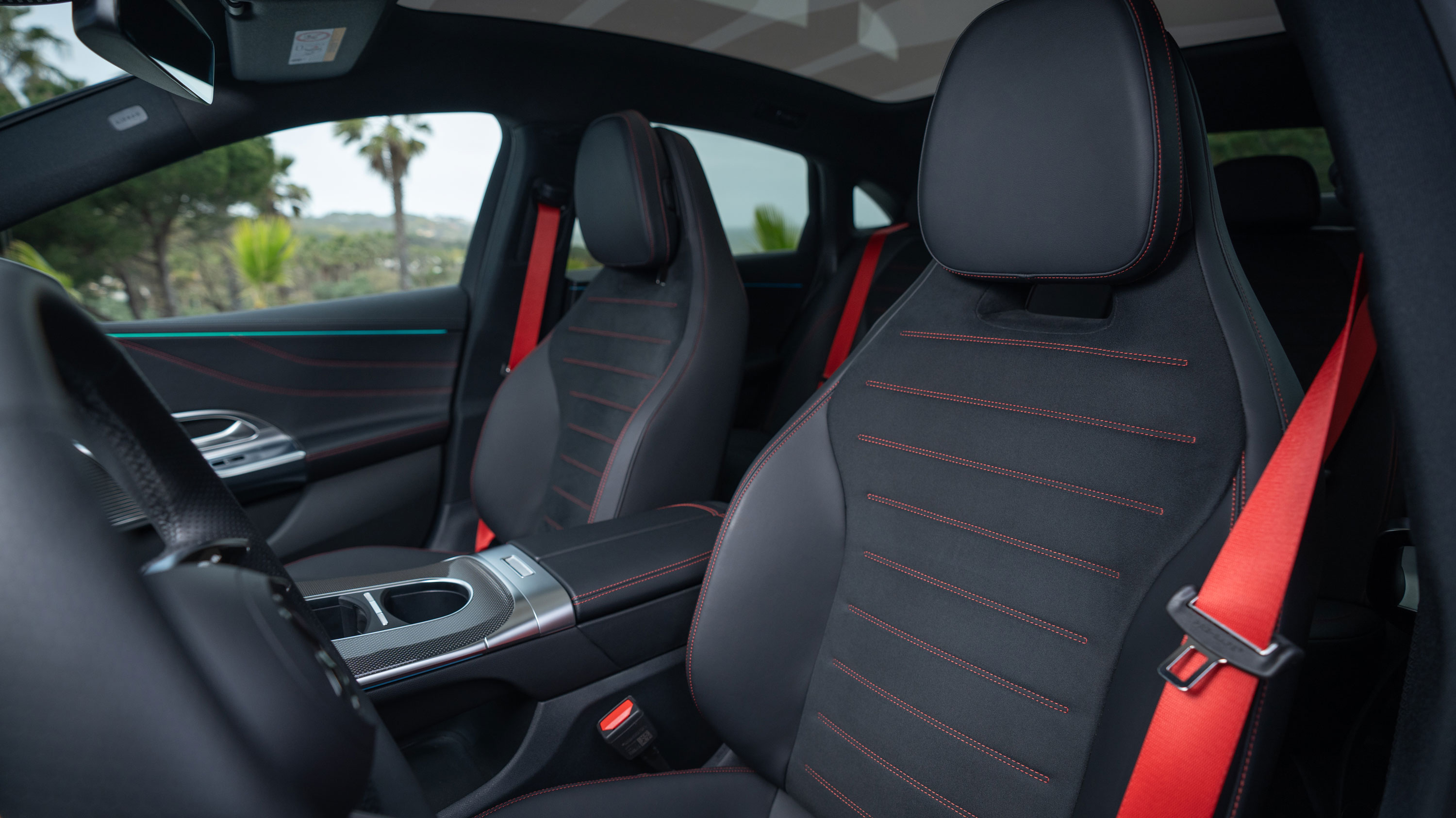 Mercedes C-Class Electric - front seats
