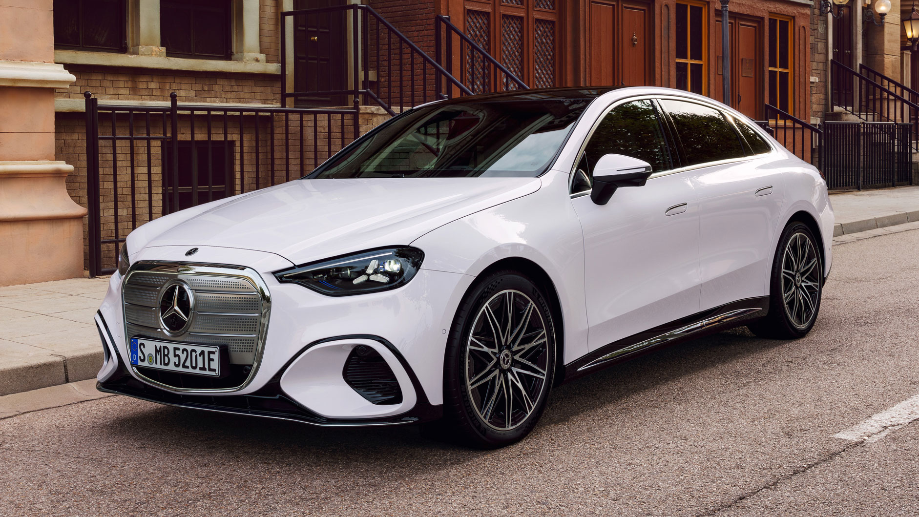 Mercedes C-Class Electric - front static