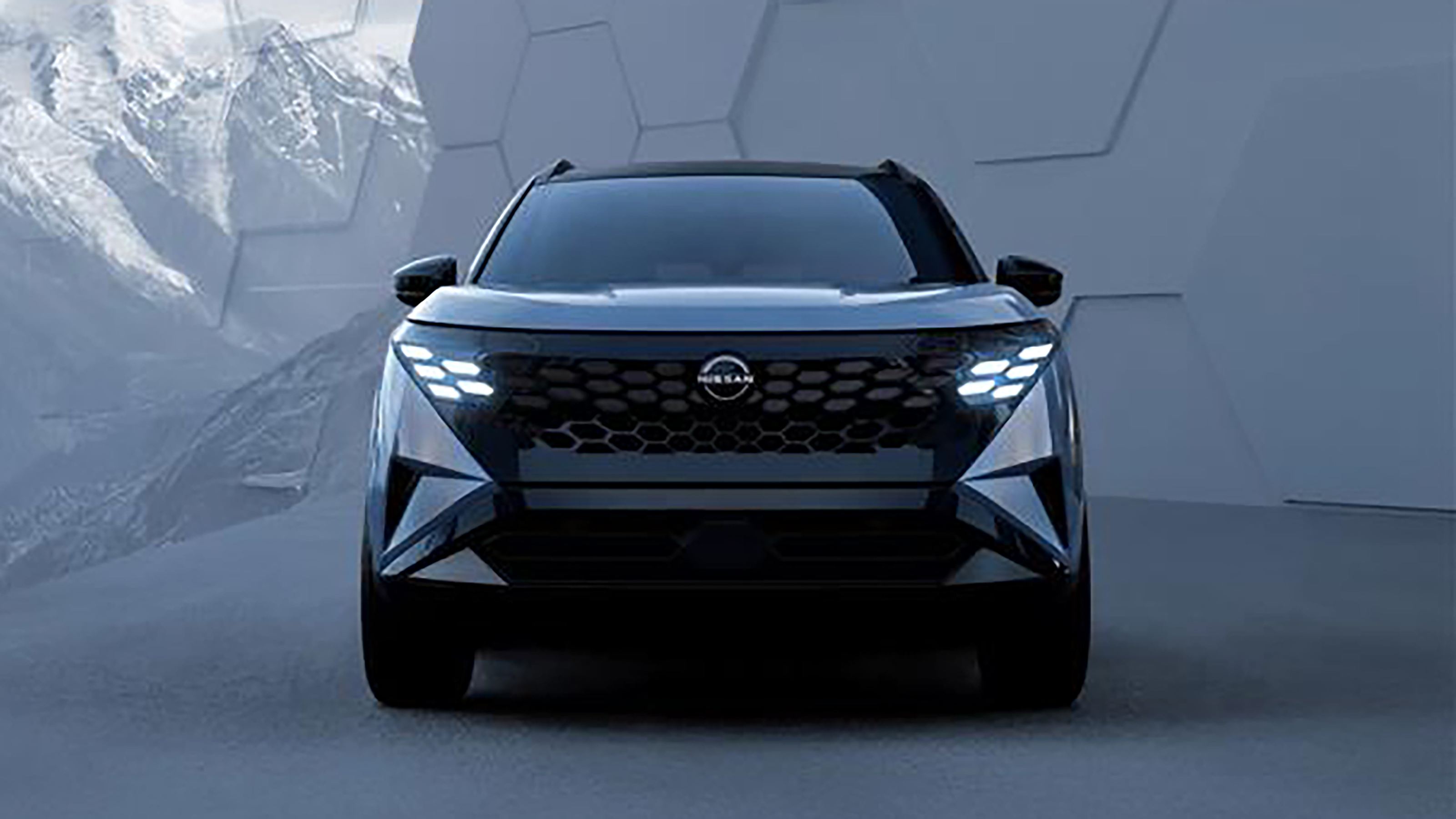 New Nissan X-Trail - studio front end