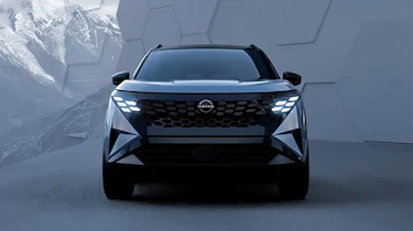 New Nissan X-Trail - studio front end