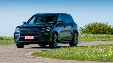 New Zeekr 8X plug-in hybrid - front cornering