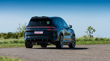New Zeekr 8X plug-in hybrid - rear cornering