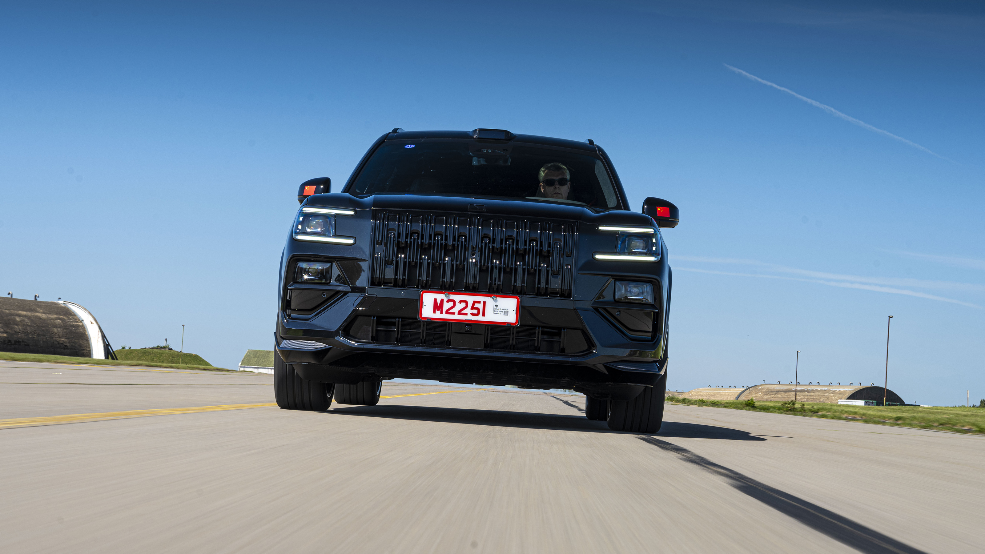 New Zeekr 8X plug-in hybrid - front 