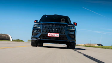 New Zeekr 8X plug-in hybrid - front
