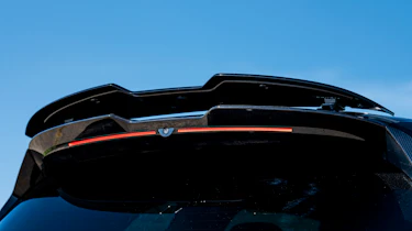 New Zeekr 8X plug-in hybrid - third brake light