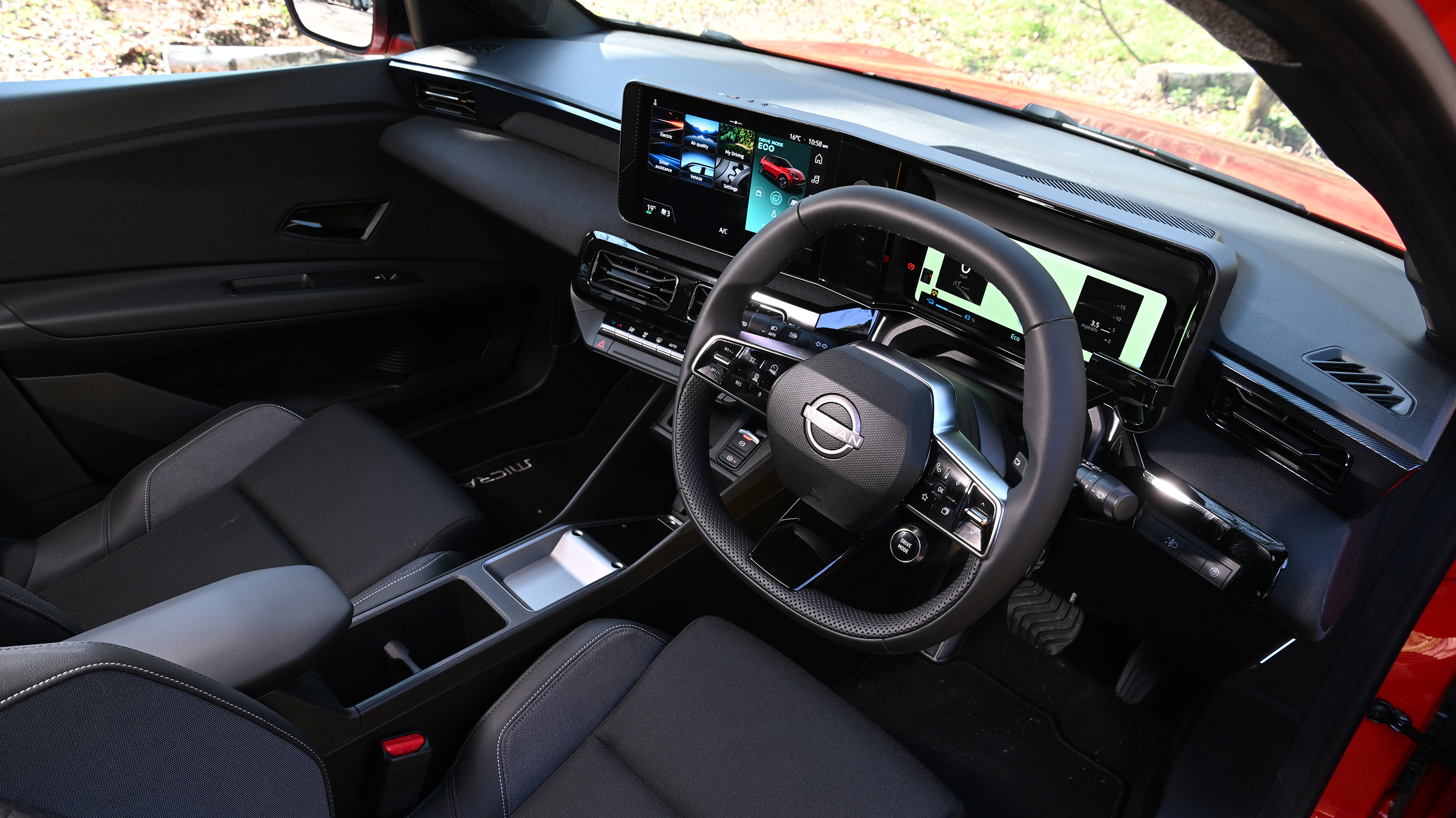 Nissan Micra - interior